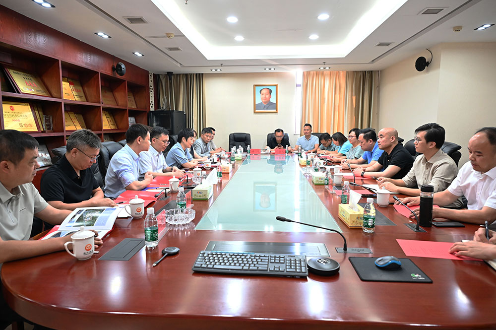 新田縣中醫(yī)醫(yī)院、湖南青云發(fā)展集團有限公司赴湘江公司進行考察調(diào)研